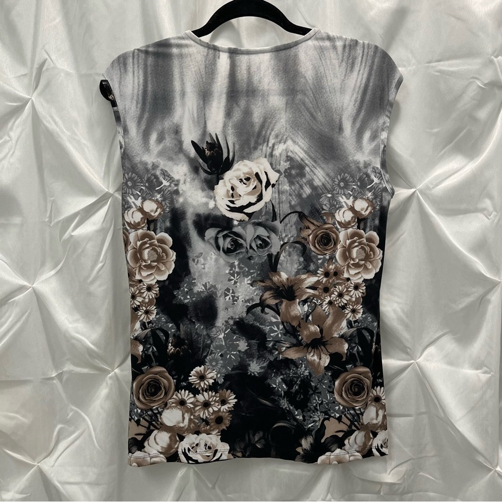Cleo capped sleeve rose top size medium - Picture 5 of 7